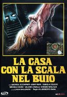 LA CASA CON LA SCALA NEL BUIO