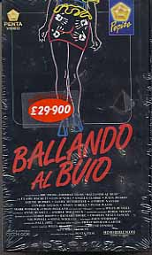 BALLANDO AL BUIO