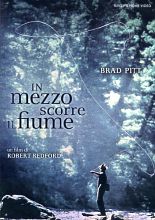 IN MEZZO SCORRE IL FIUME