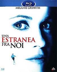 Una estranea fra noi